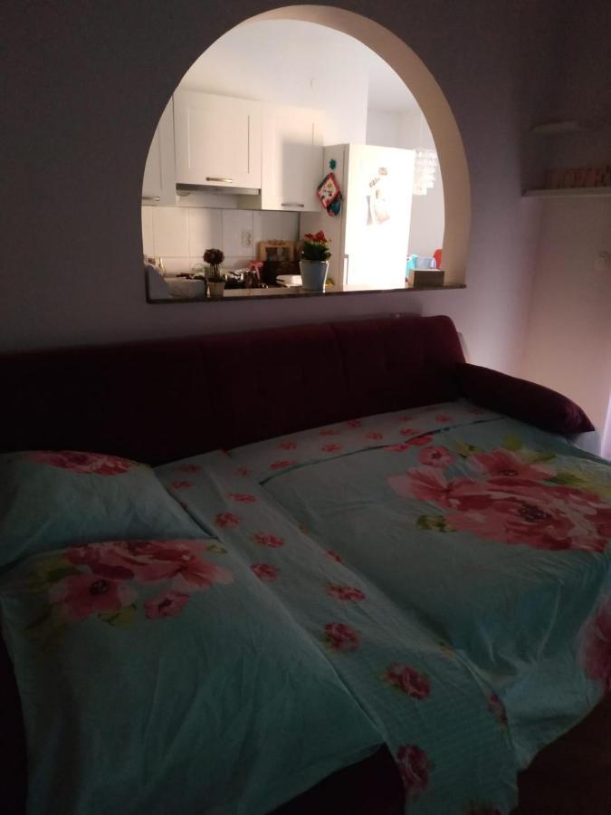 Melita Studio Apartment Сплит Экстерьер фото